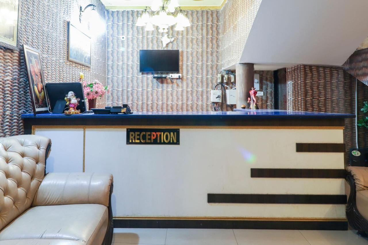 Oyo Hotel Rajendra Khalilabad Exterior foto